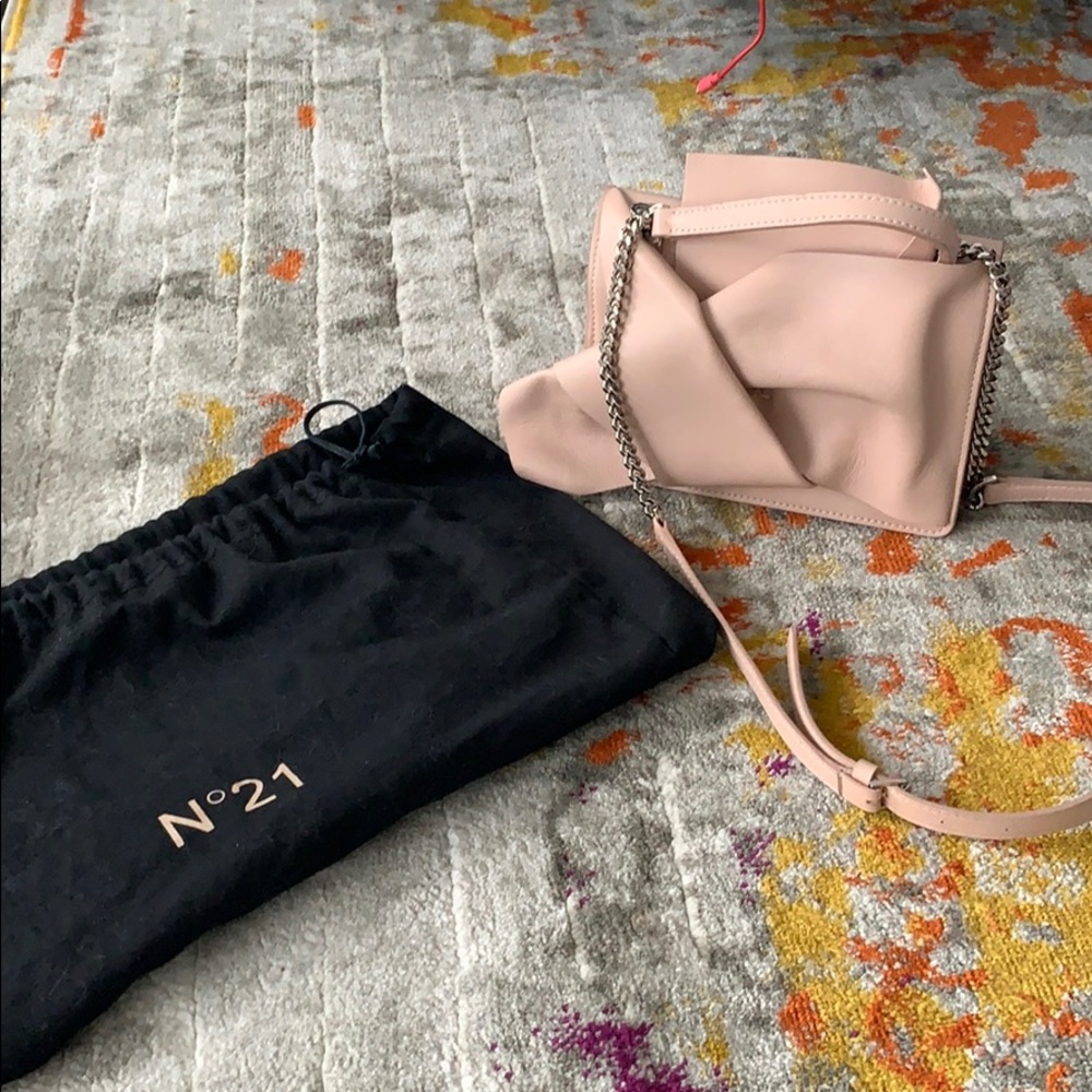 No. 21 Bow Purse!